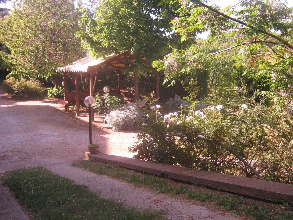 ויטרבו La Villa Di Lucia חדר תמונה